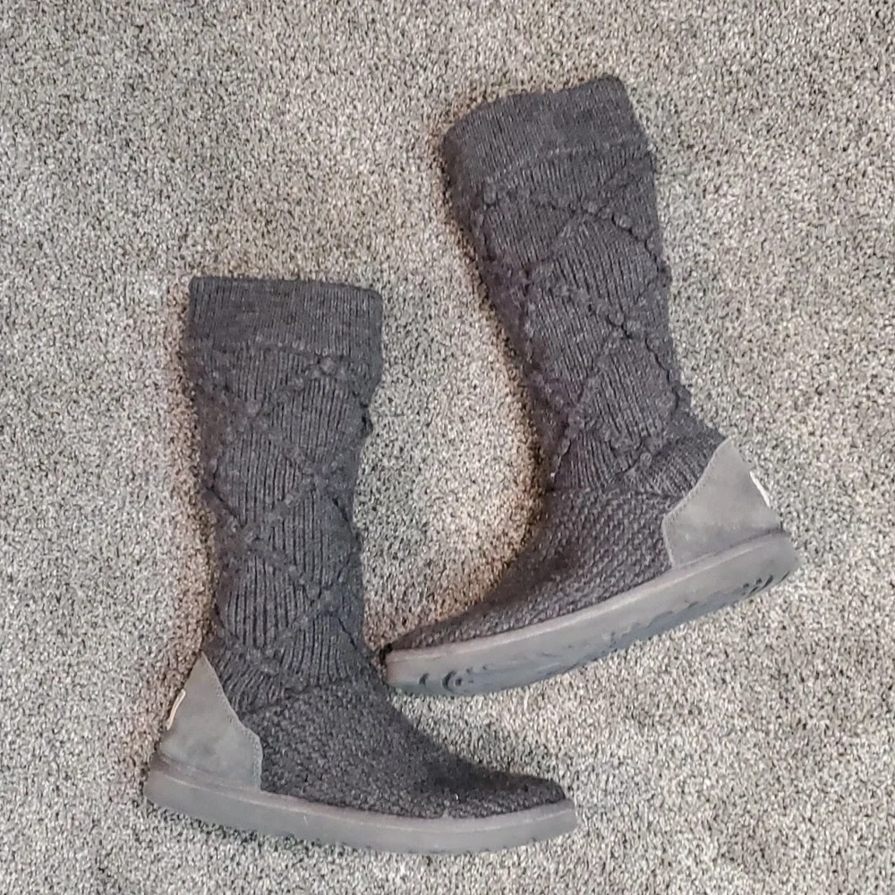Ugg Australia Women 5879 Argyle Sweater Tall Cardi Knit Boots Shoes sz 8